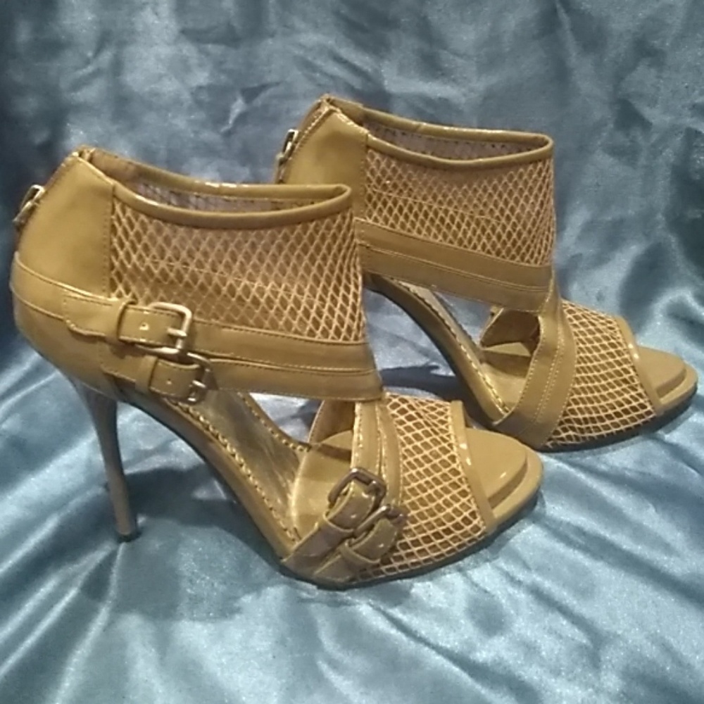 Bebe heels